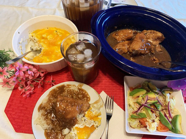 My Leader Yummy - Slow Cooker Cranberry Chicken, Cheddar Cauliflower